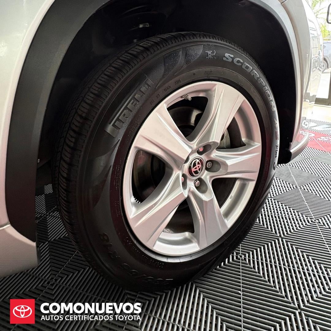 2021 Toyota Highlander LE, V6, 3.5L, 270 CP, 5 PUERTAS, AUT