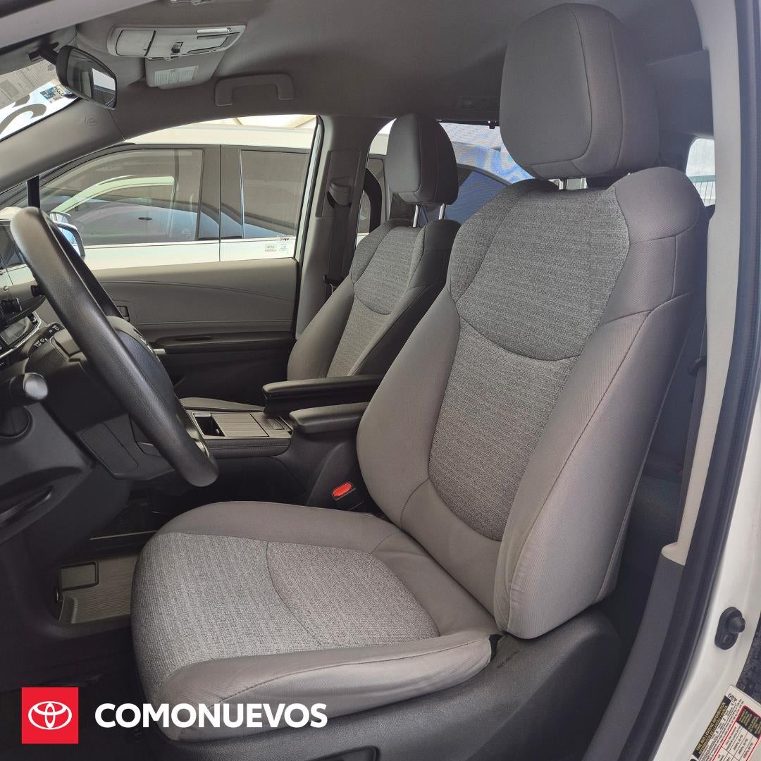 2022 Toyota Sienna LE, L4, 2.5L, 240 CP, 5 PUERTAS, AUT, HIBRIDO