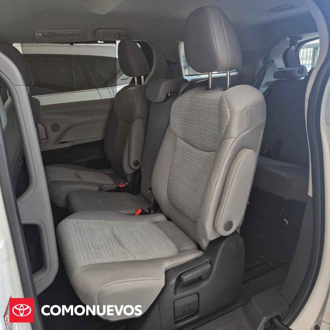 2022 Toyota Sienna LE, L4, 2.5L, 240 CP, 5 PUERTAS, AUT, HIBRIDO