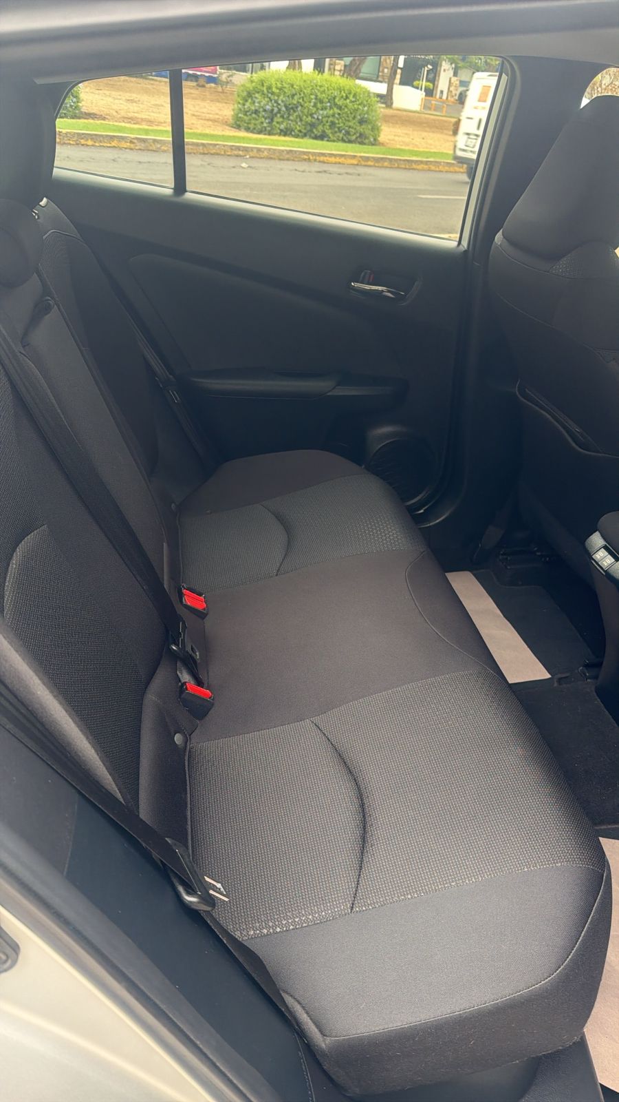 2022 Toyota Prius BASE, L4, 1.8L, 96 CP, 5 PUERTAS, AUT, HIBRIDO