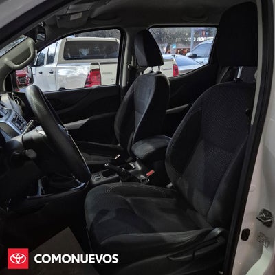 2020 Nissan NP300 DOBLE CABINA SE, L4, 2.5L, 166 CP, 4 PUERTAS, STD