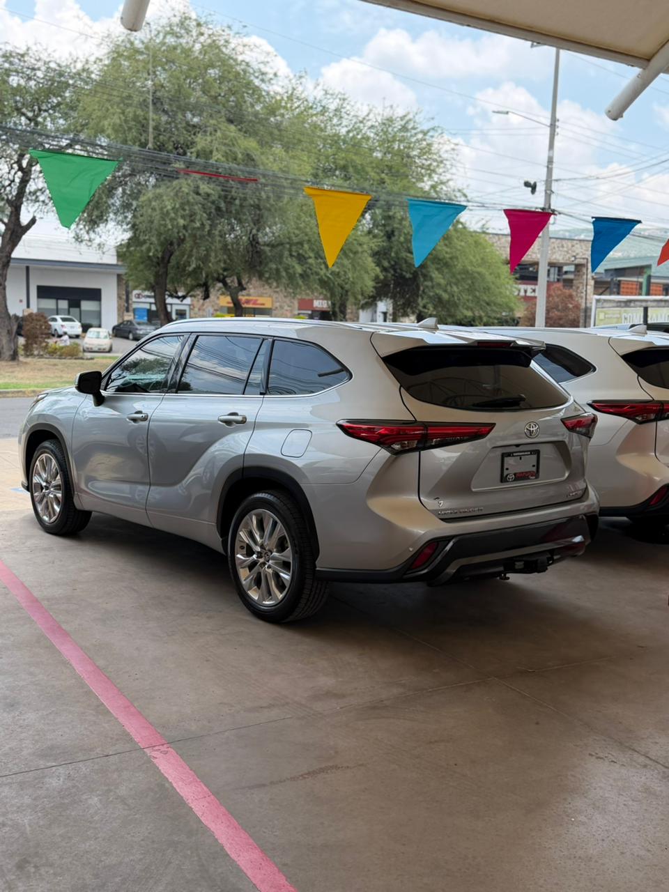 2022 Toyota Highlander LIMITED PR, V6, 3.5L, 295 CP, 5 PUERTAS, AUT
