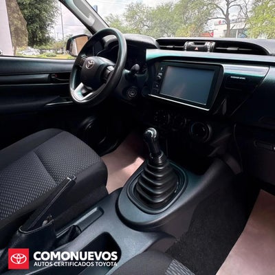 2024 Toyota Hilux DOBLE CABINA SR, L4, 2.7L, 166 CP, 4 PUERTAS, STD