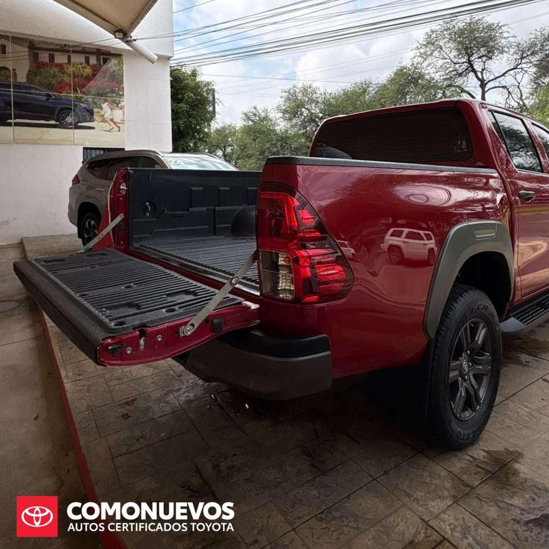 2024 Toyota Hilux DOBLE CABINA SR, L4, 2.7L, 166 CP, 4 PUERTAS, STD