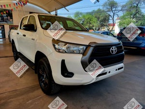 2022 Toyota Hilux DOBLE CABINA SR, L4, 2.7L, 166 CP, 4 PUERTAS, STD