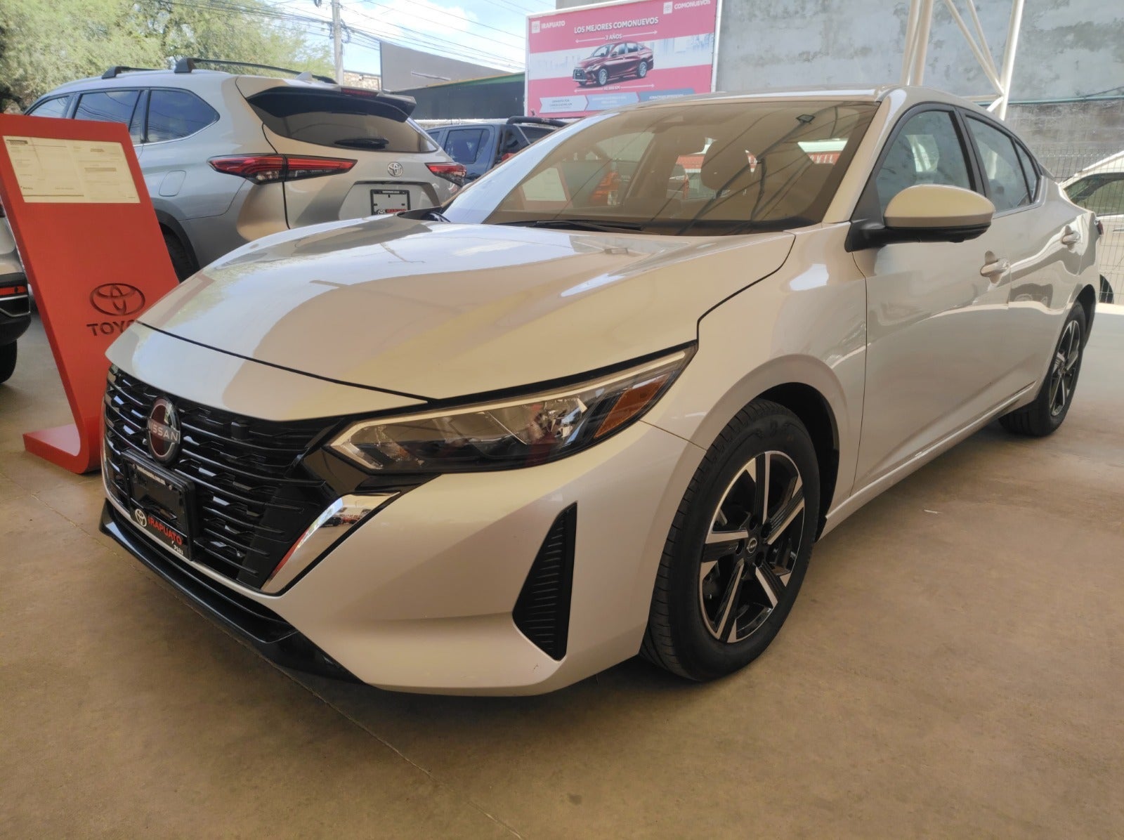 2024 Nissan Sentra ADVANCE L4 2.0L 145 CP 4 PUERTAS AUT BA AA