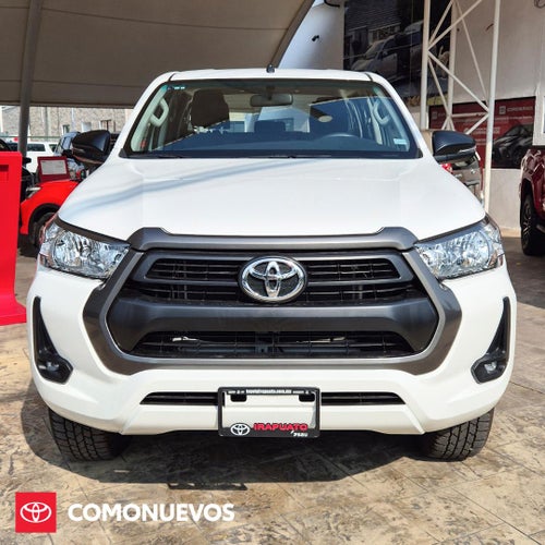 2025 Toyota Hilux DOBLE CABINA SR, L4, 2.7L, 166 CP, 4 PUERTAS, STD