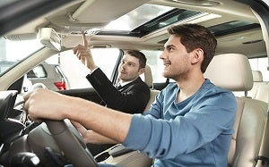 Schedule a test drive at Toyota Irapuato in Irapuato, Guanajuato, México.